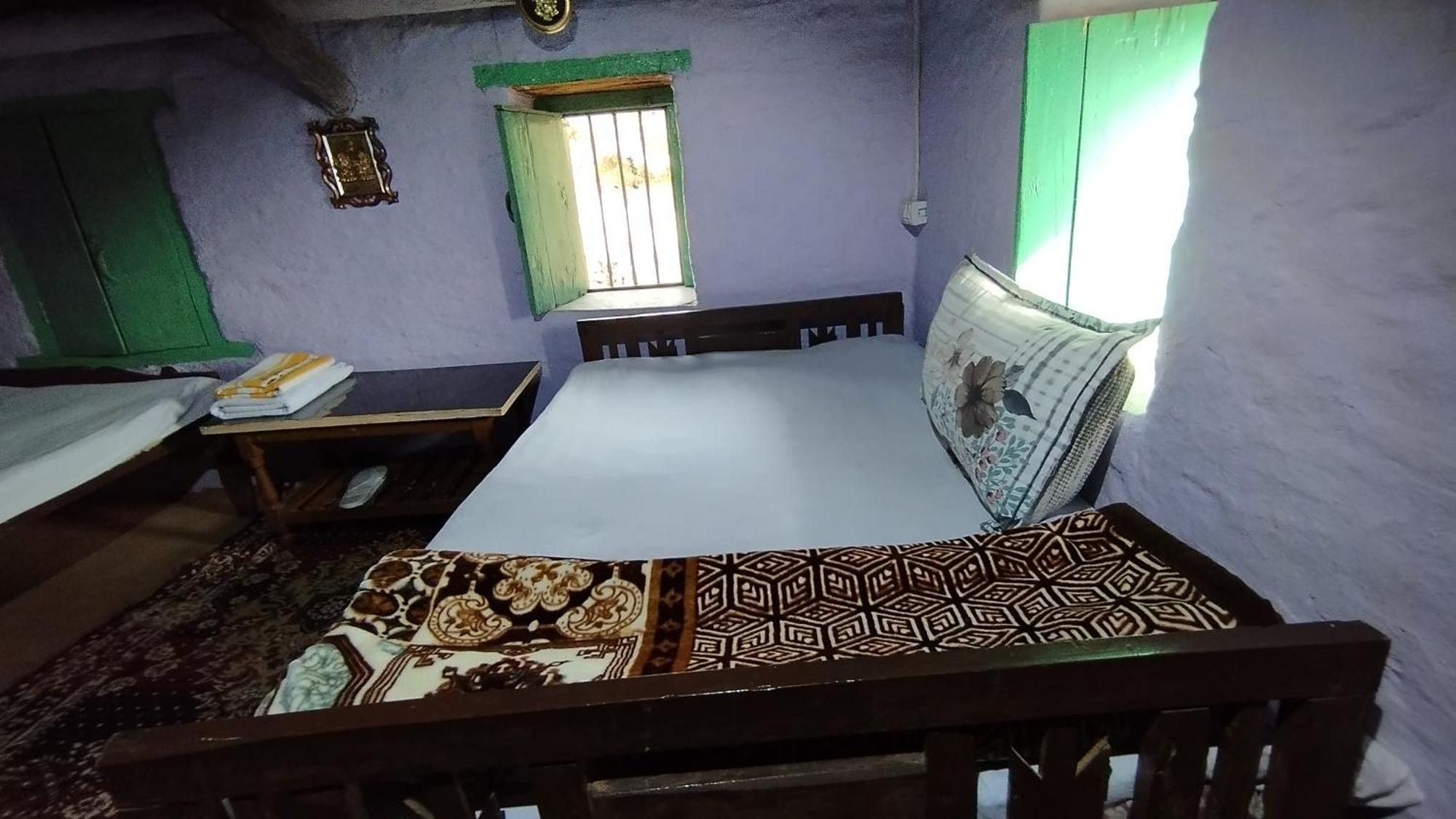 Dwarahat Village Farmstay- Babaji'S Cave Phòng bức ảnh